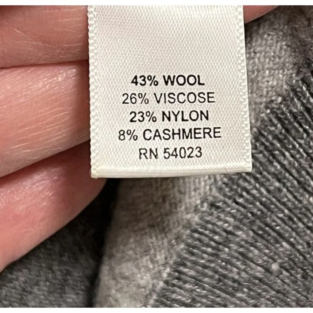 BANANA REPUBLIC LUXURY CASHMERE BLEND Mens Large Gray Stripe Sweater Preppy
